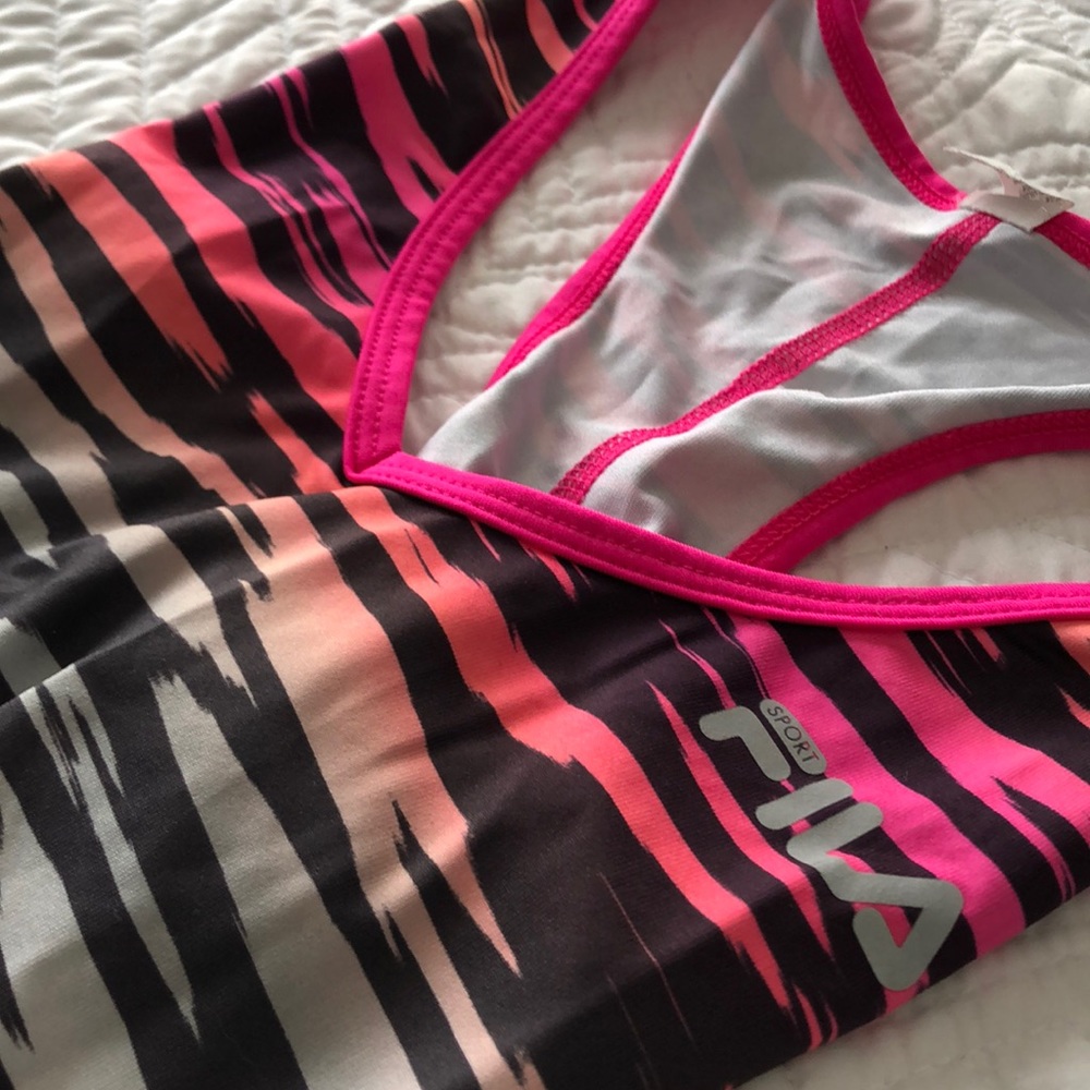 Workout Tank - Picture 4 of 4
